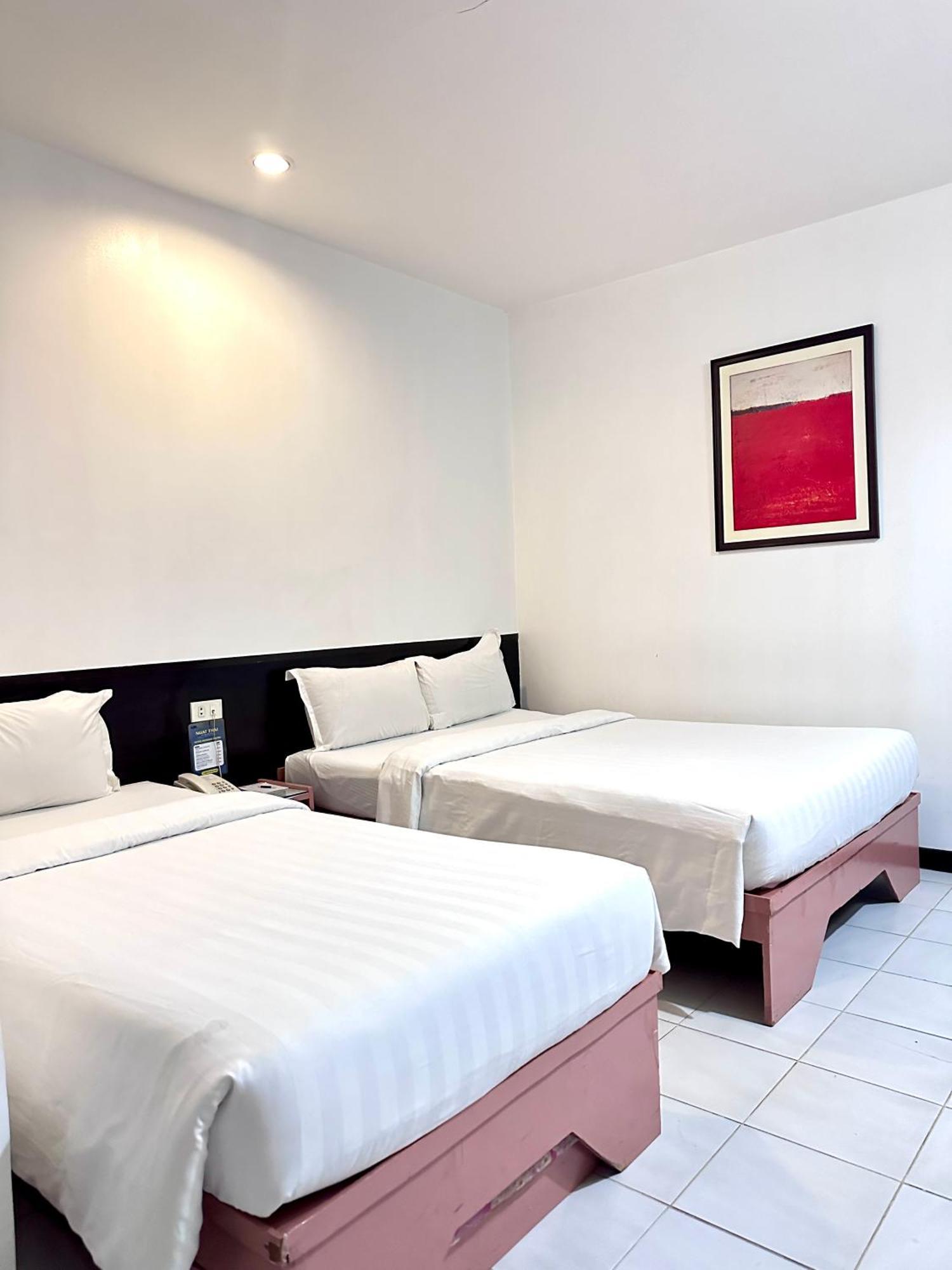 Hotel Pier Cuatro Cebu Exterior foto