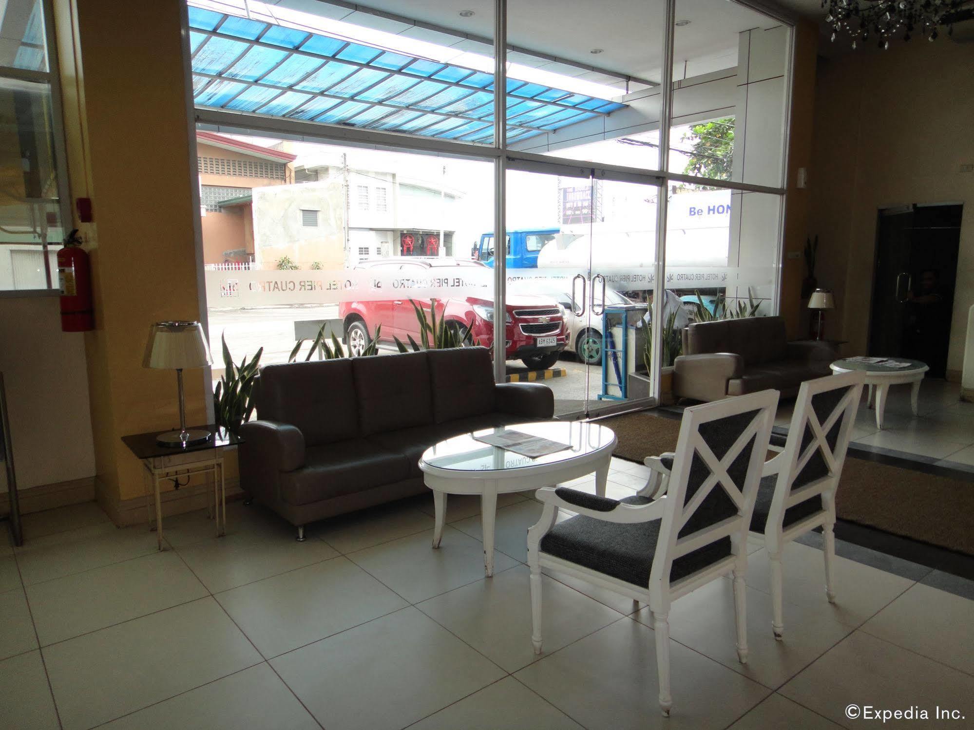 Hotel Pier Cuatro Cebu Exterior foto